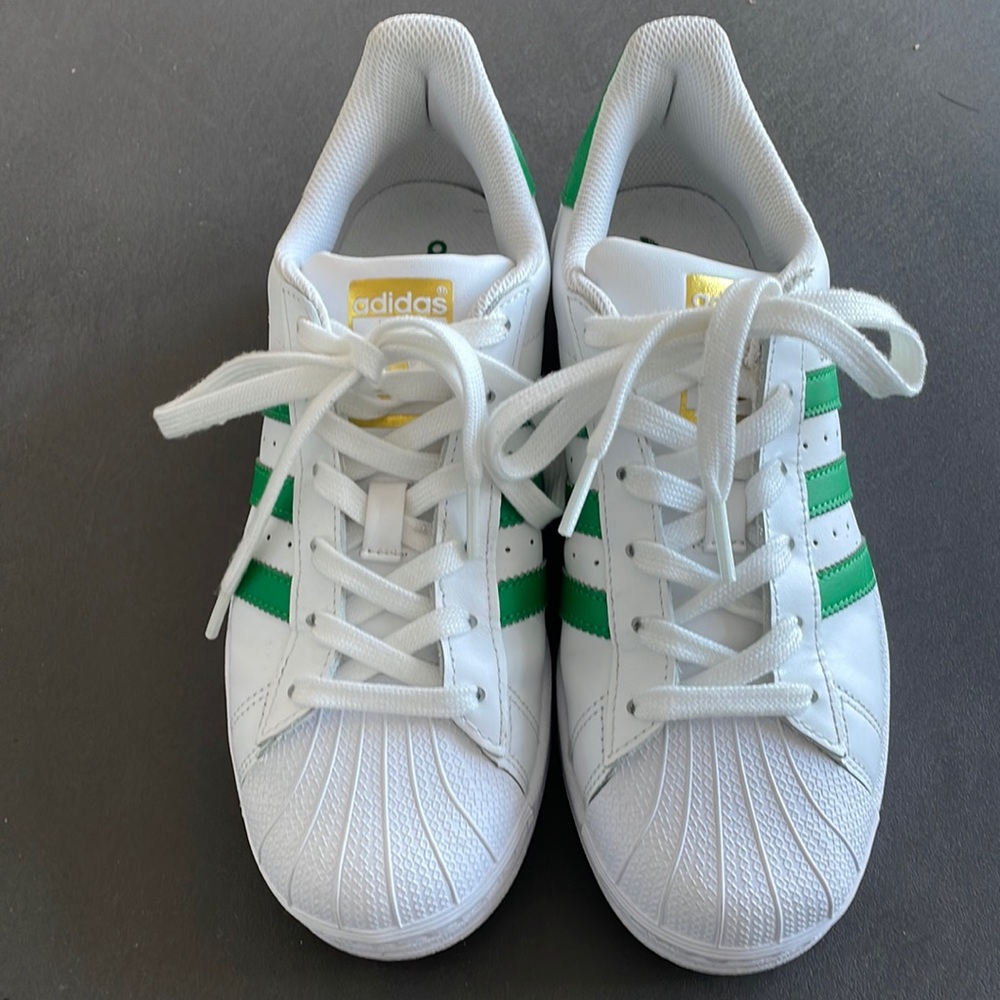 Adidas original superstars green stripes 6
